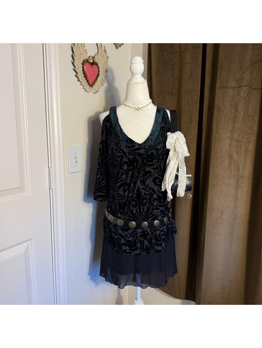 Always Indigo Sz S Whimsical Emerald Black Burnout Velvet Cold Shoulder Blouse
